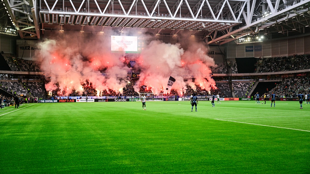 Stockholm-derby avbrutt av supporterbråk