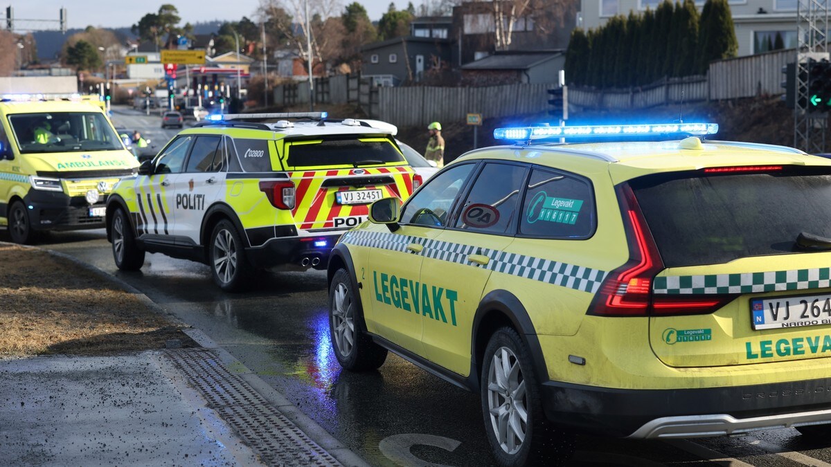 To personer fraktet til sykehus etter møteulykke i Trondheim