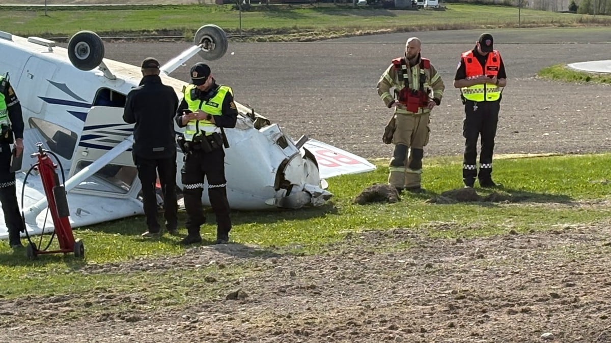 Sm&aring;fly havarert p&aring; Ski flyplass