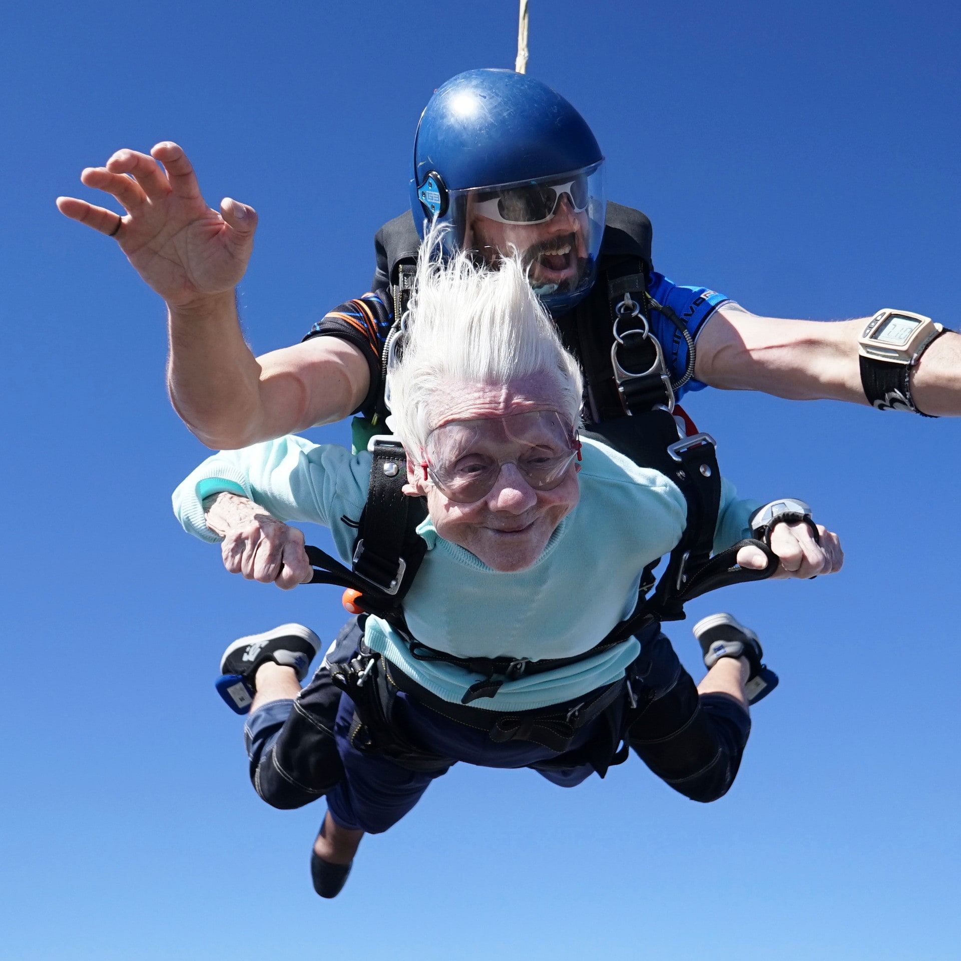 104-year-old man dies a week after possible record skydiving – NRK Sport – Sports news, results and broadcast schedule