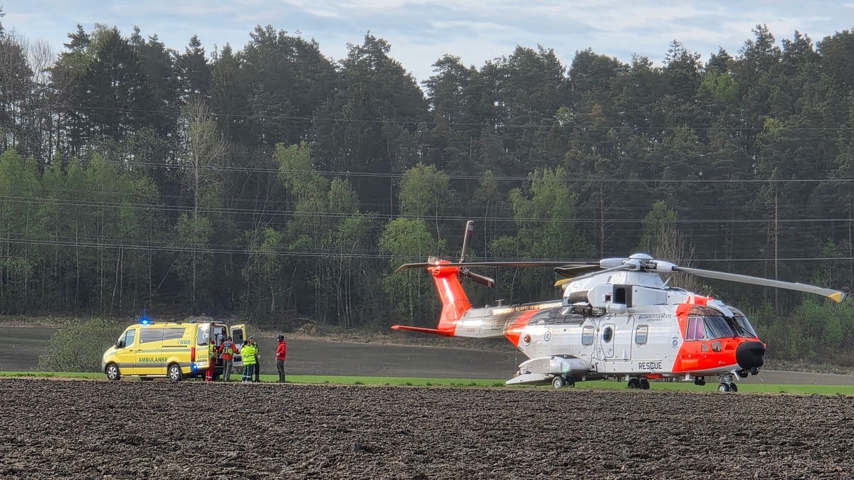 Eksplosjon på fabrikk i Fredrikstad: Én person fløyet til sykehus