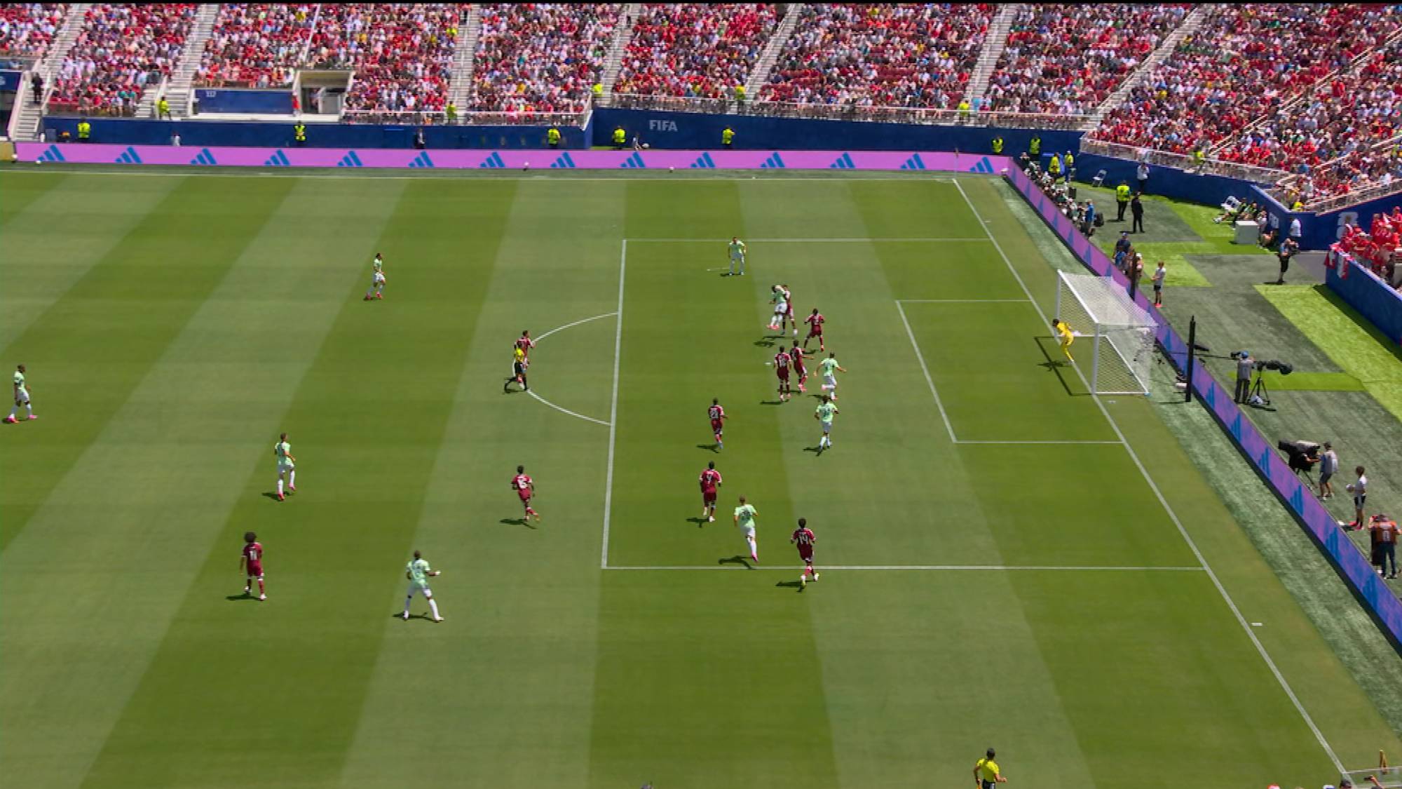 Mulig offside før Sveits' matchvinnerscoring.