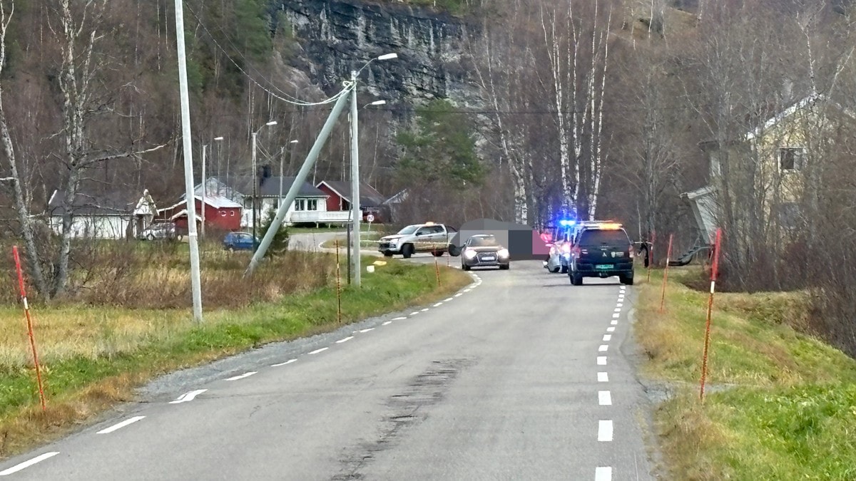 Alvorlig ulykke i Nordland: tre personer fraktet til sykehus i redningshelikopter