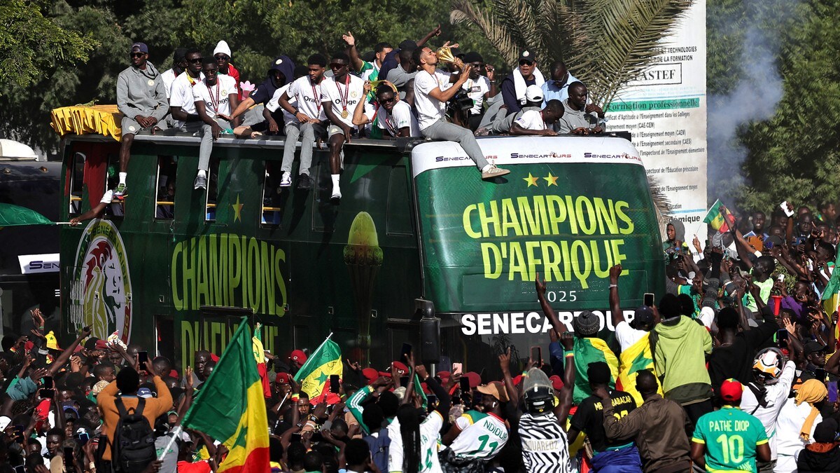 Senegal hyllet av fansen