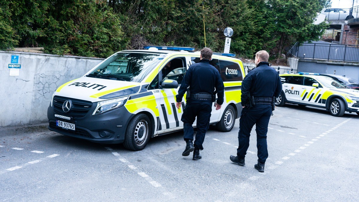 Mann pågrepet på Tøyen: Politiet søker etter skytevåpen