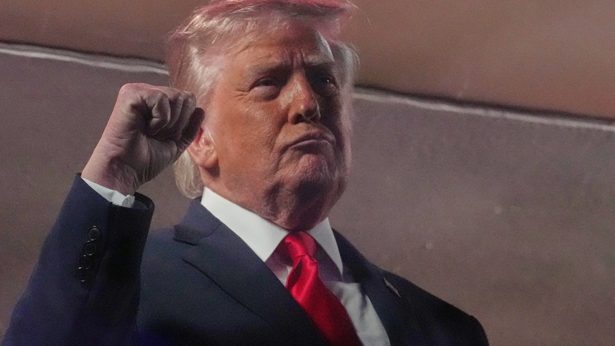 Publikum buet mot Trump da han ankom NBA-finalekampen