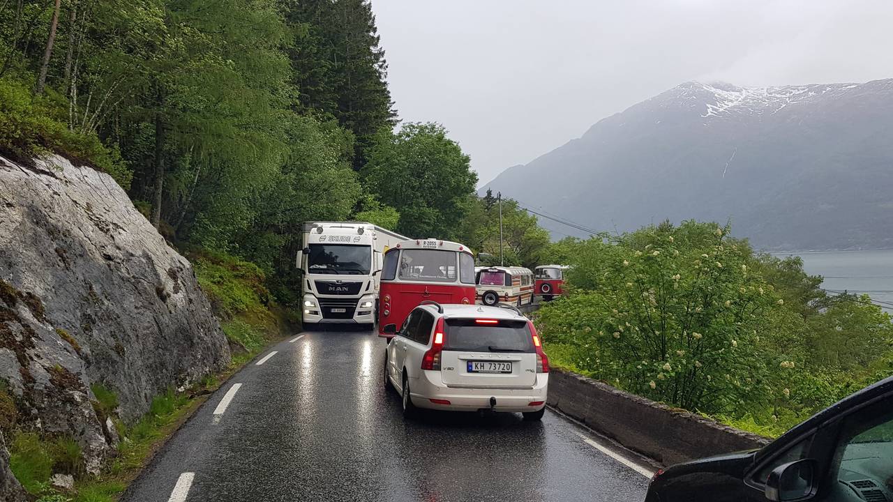 Kø på Riksveg 13