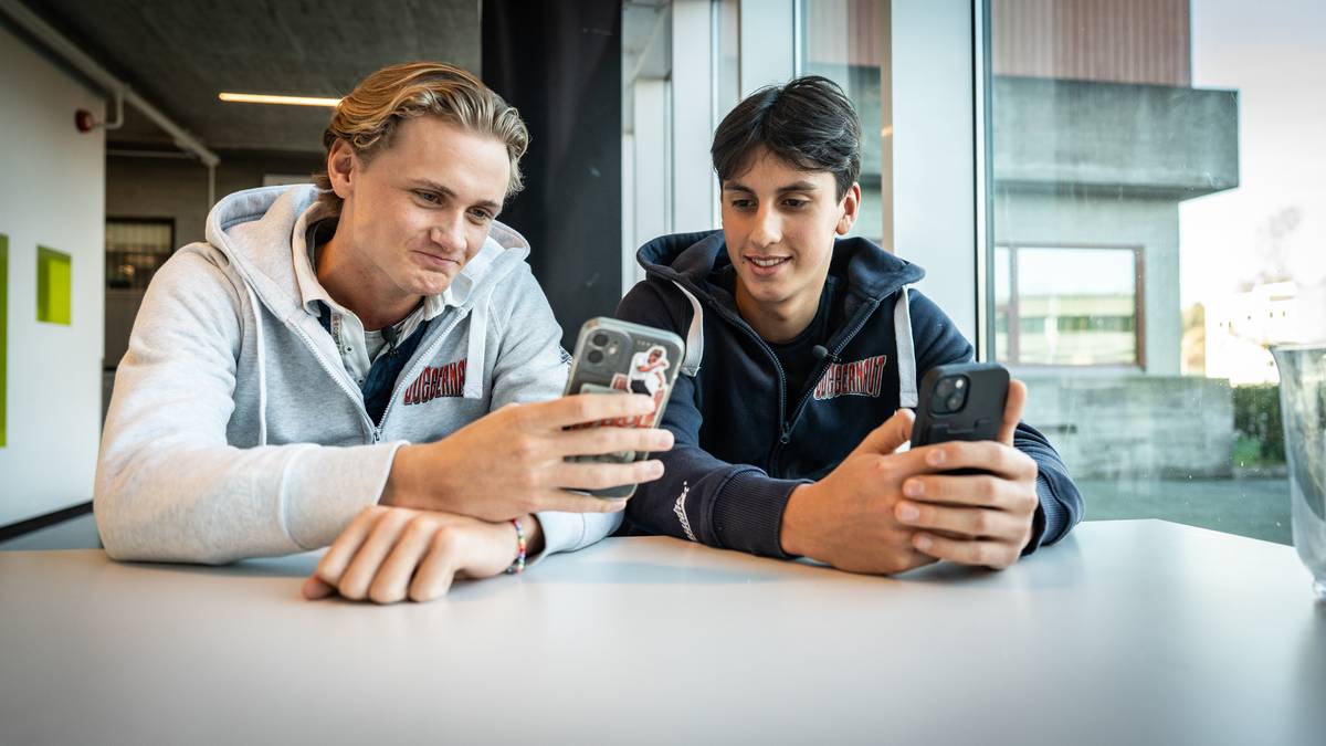 Spisevideoer på TikTok: – De er ekle, men gøye å se på