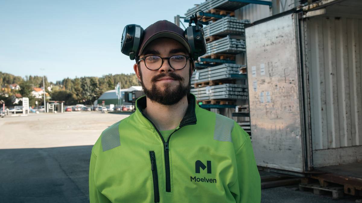 Sebastian (21) og 180 kollegaer har fått varsel om permittering