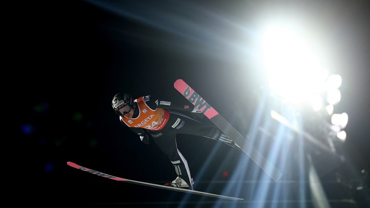 Kjempehopp av Lindvik- nummer tre før fjerde omgang