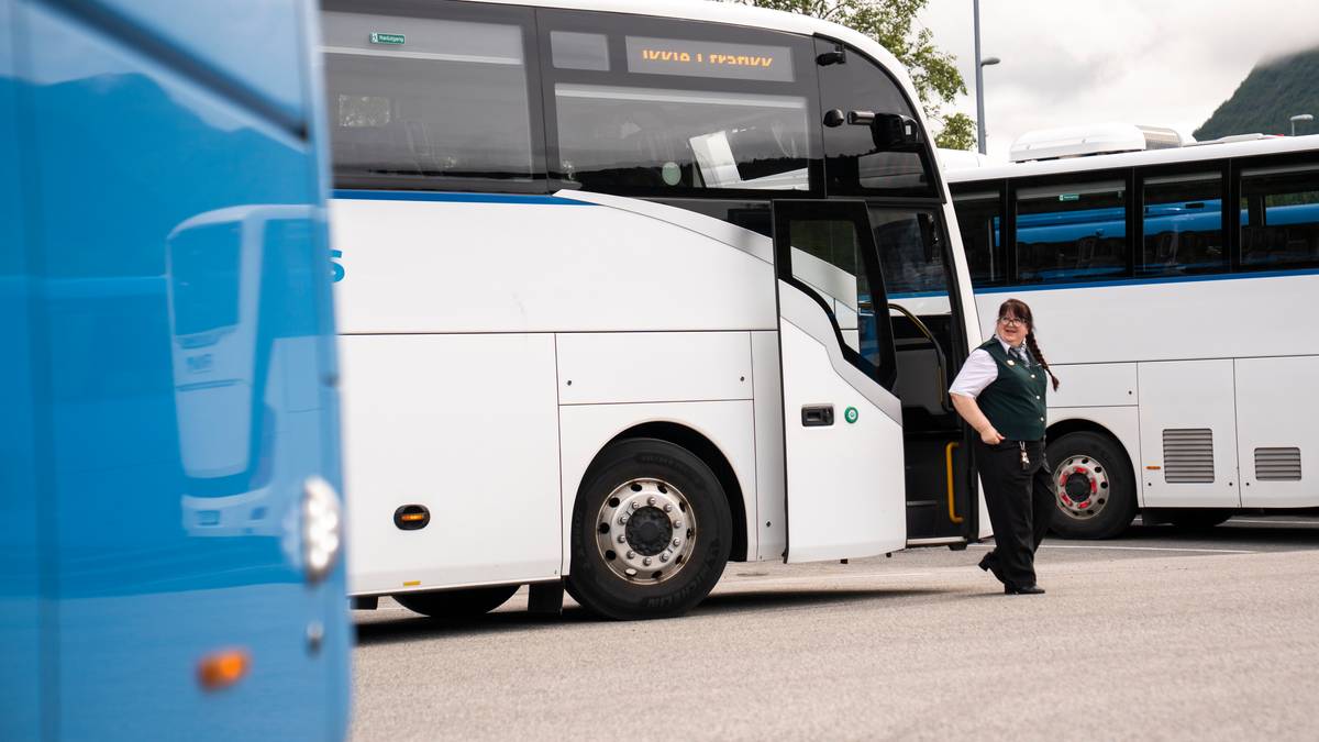 Mette har vore lærar og miljøterapeut – no startar ho i ny jobb som bussjåfør