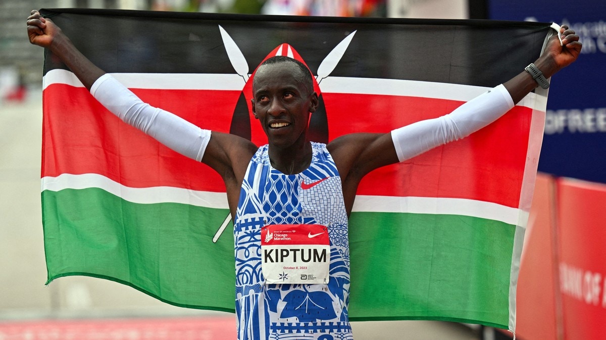 Parlamentet i Kenya hedret Kiptum – vil ha bedre sikkerhet for utøverne