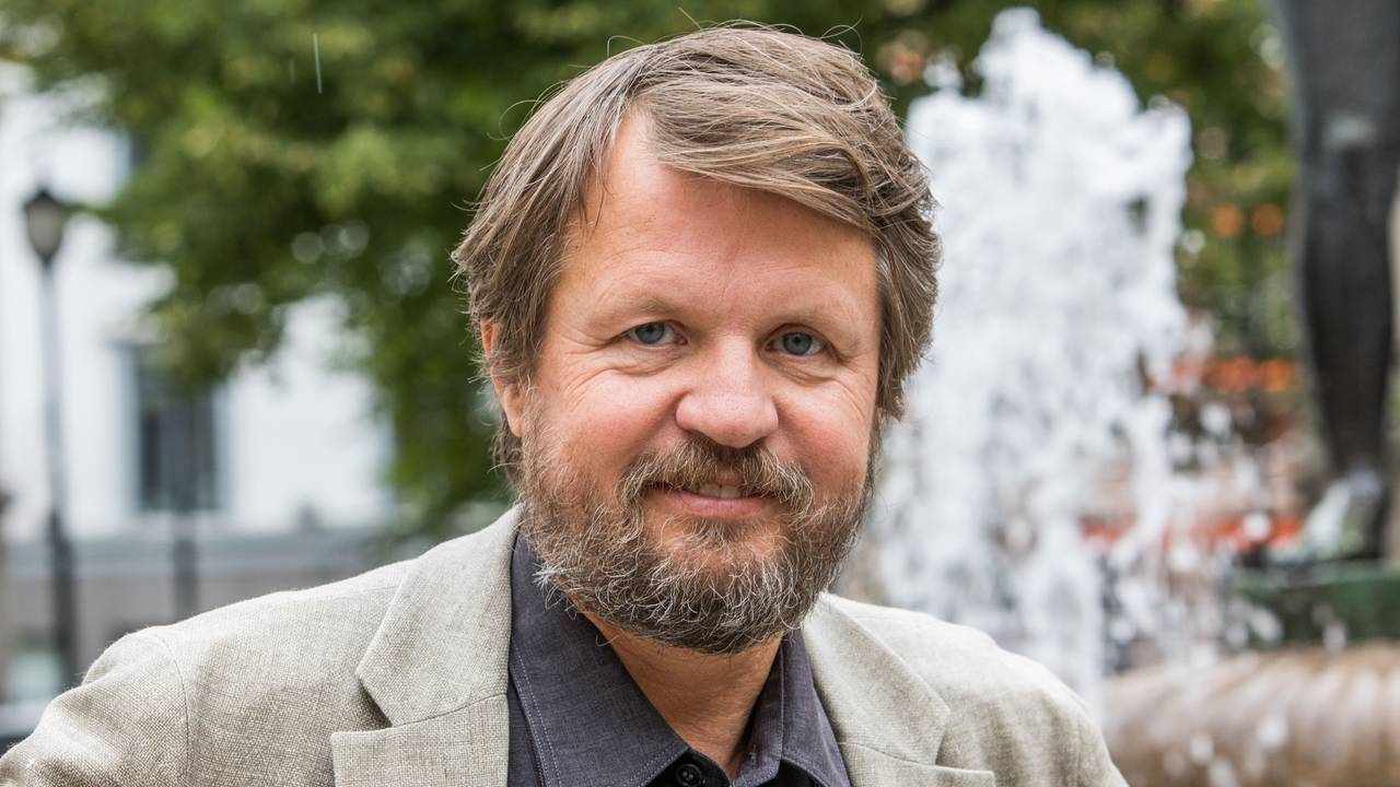 Aschehoug presenterer høstens bøker.