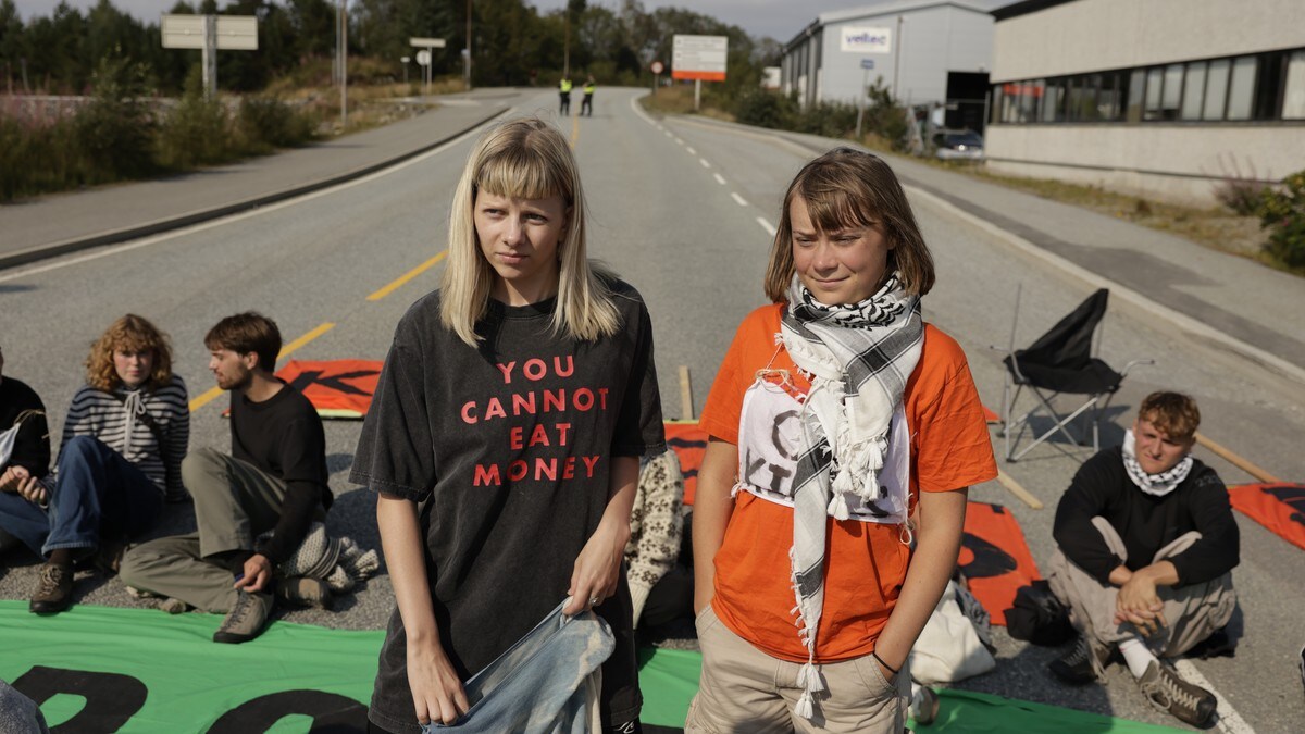 Klimaaktivistar framleis på Mongstad