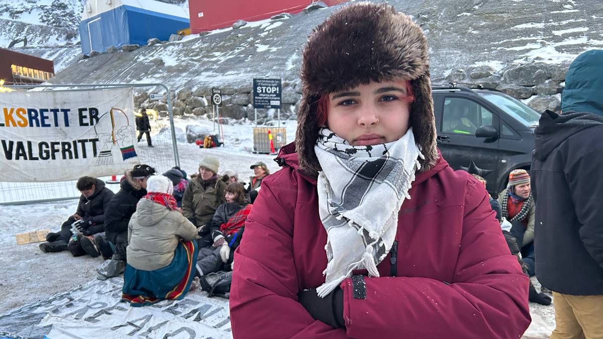 Rosalind (15) aksjonerer mot Nussir: – Man føler seg litt hjelpeløs