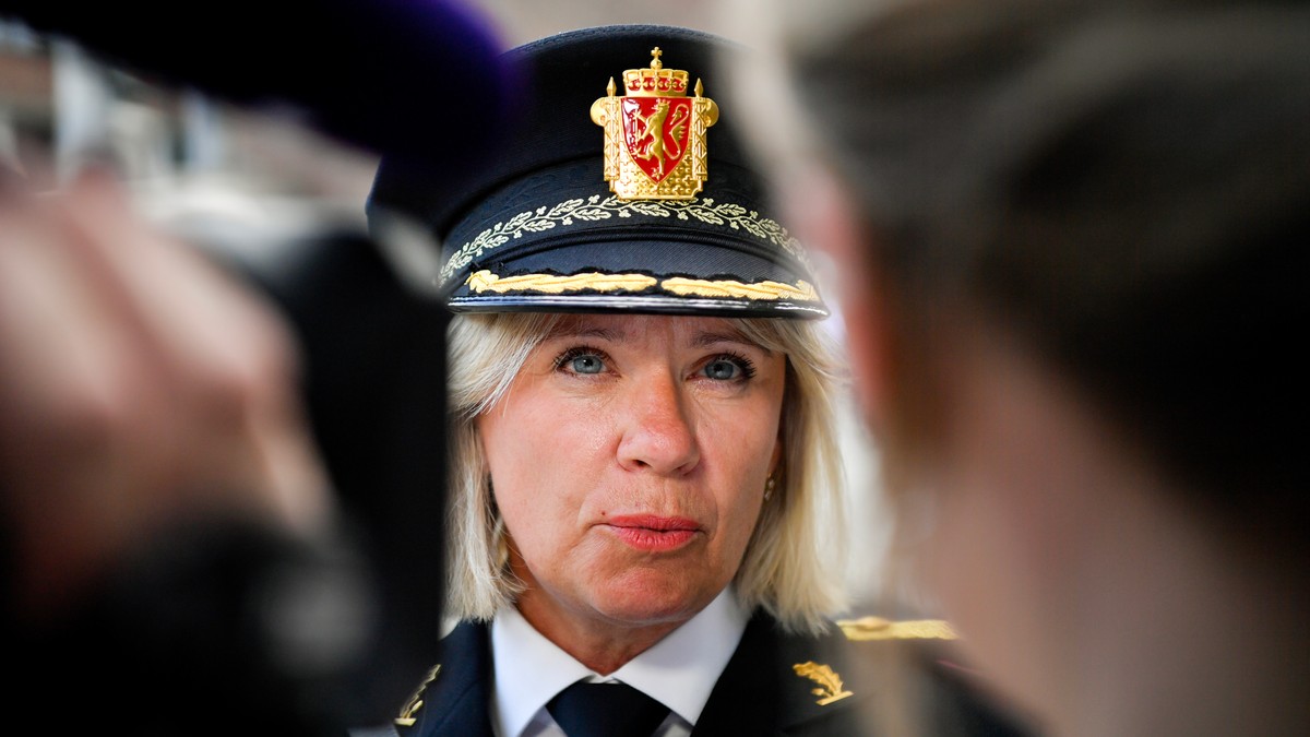 Politiet skal skjerpe innsatsen flere områder i Oslo - se direkte fra pressekonferansen her
