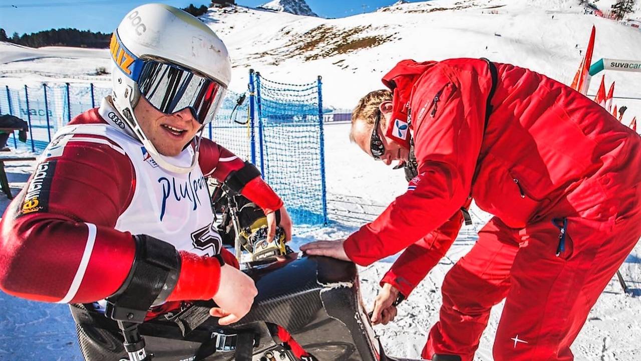 Jesper Saltvik Pedersen og faren Bjørn på landslaget