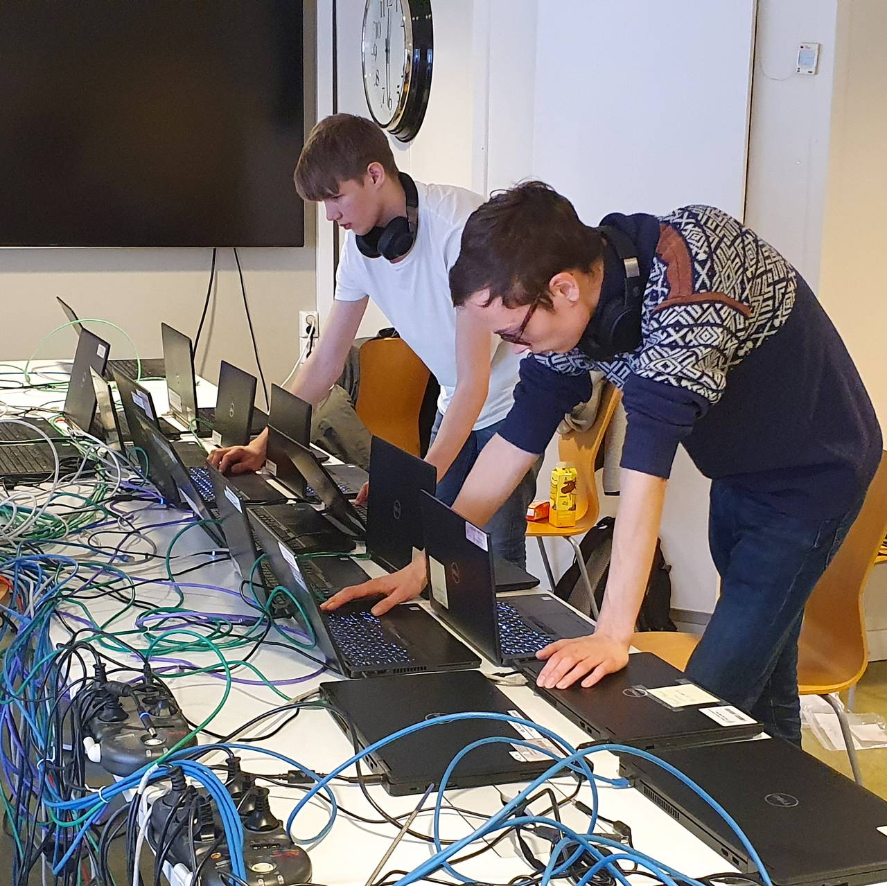 Hacking Østre Toten, gjenoppretting av maskiner