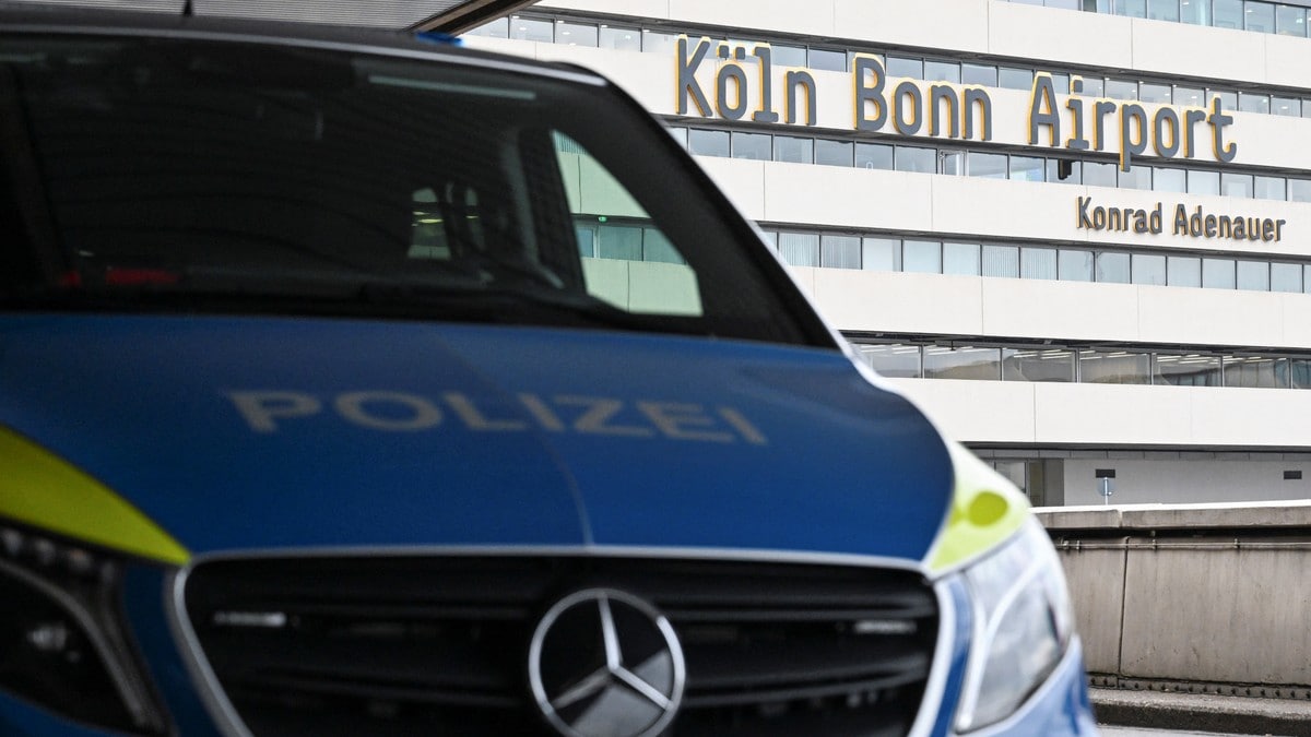 Aksjonister stanser all flytrafikk på Köln-Bonn flyplass