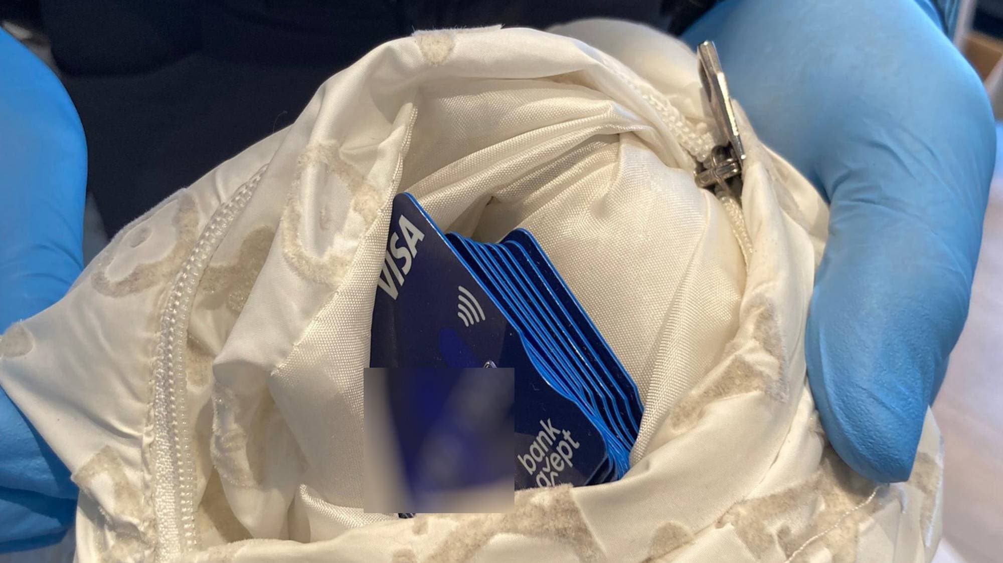 Kort beslaglagt av politiet. Svindel av Nordea