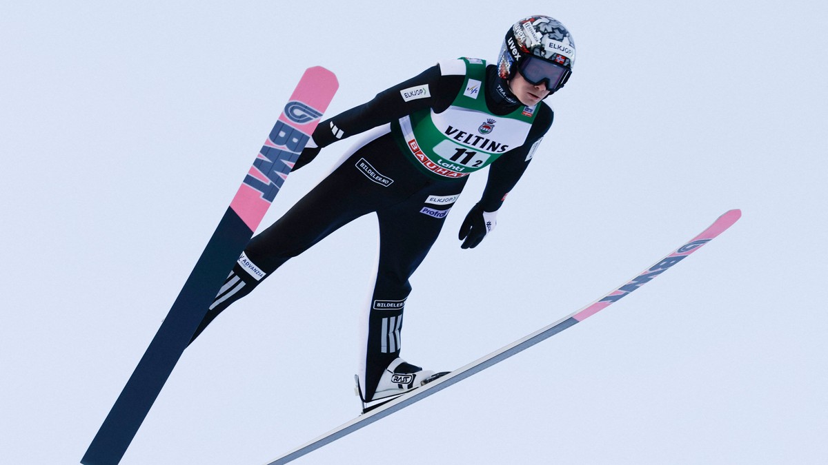 Lindvik med problemer i lufta – sist i kvalifiseringen i Holmenkollen