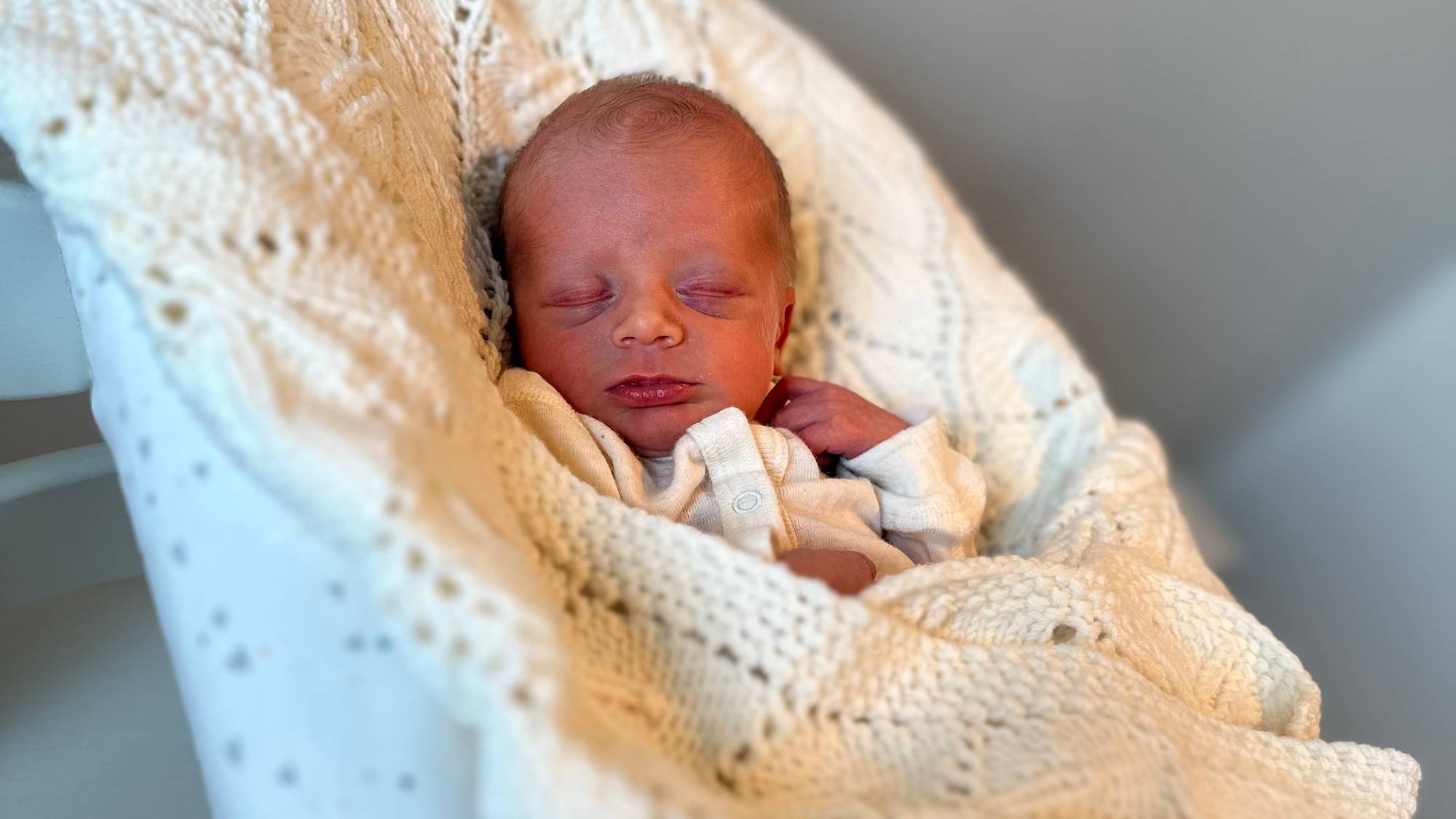 bilde av ein baby som sover