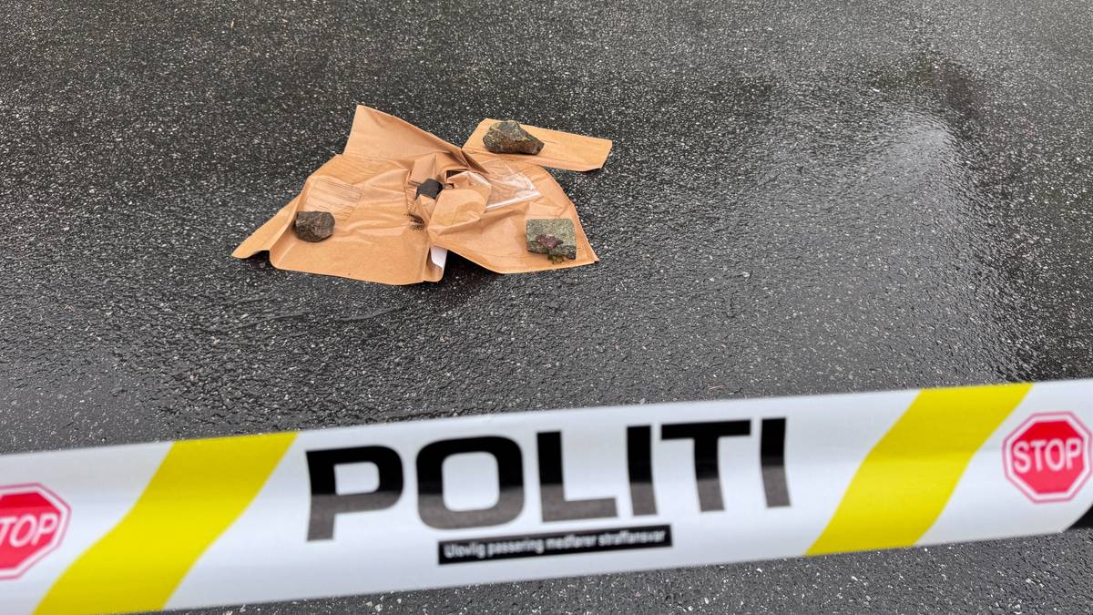 Politifolk avhørt etter at mann ble skutt i beinet