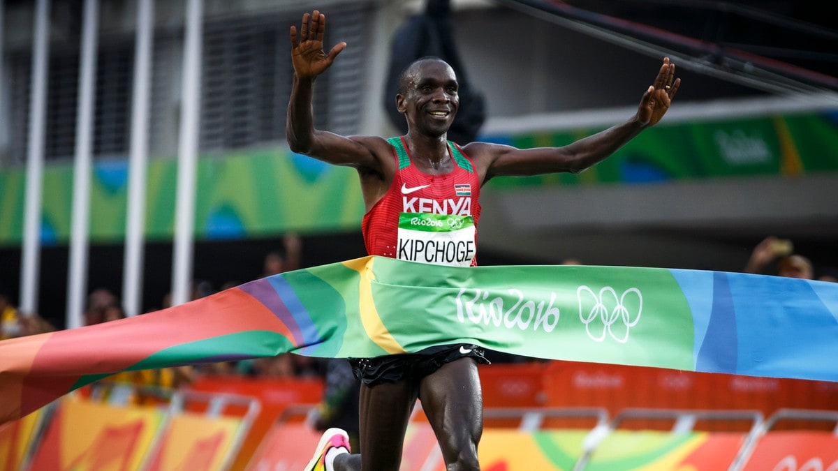 Maratonstjerner hyller avdød verdensrekordholder