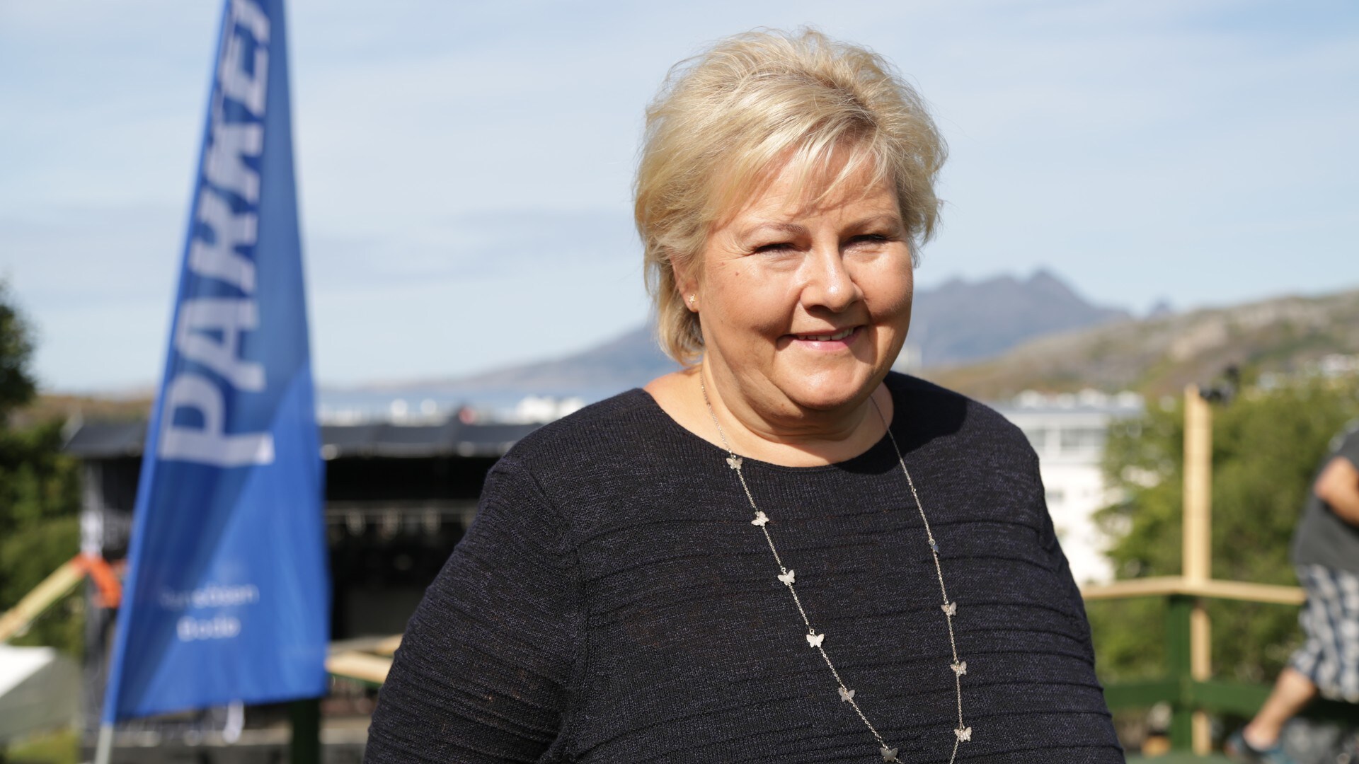 Solberg redegjør om bompengesaken – Siste nytt – NRK
