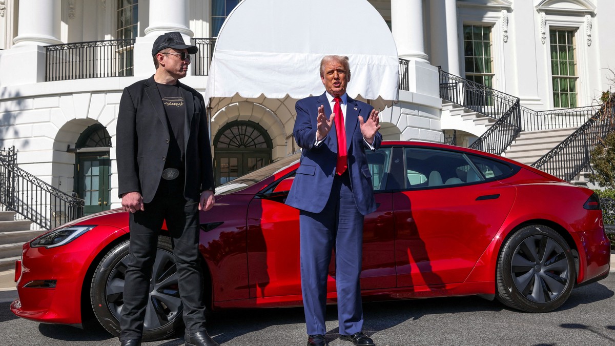 Elon Musk trekker seg fra Trump-administrasjonen