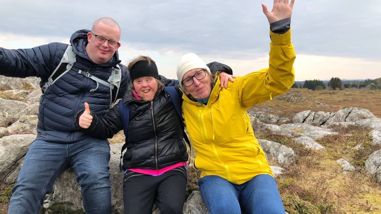Nina Skauge, Bendik og Monica på tur.