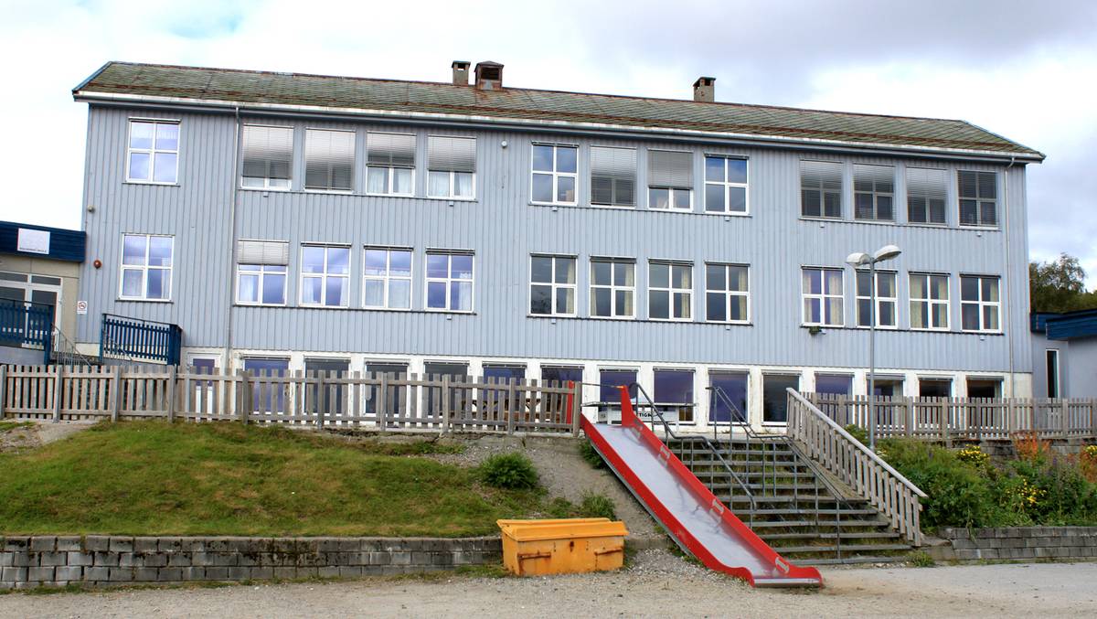 Truer Med Stenge Kolvereid Skole NRK Tr ndelag Lokale Nyheter TV truer-med-stenge-kolvereid-skole-nrk-tr-ndelag-lokale-nyheter-tv
