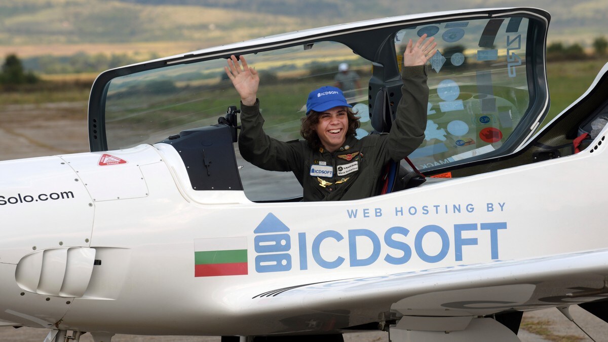 17-åring er verdens yngste til å fly rundt jorda alene