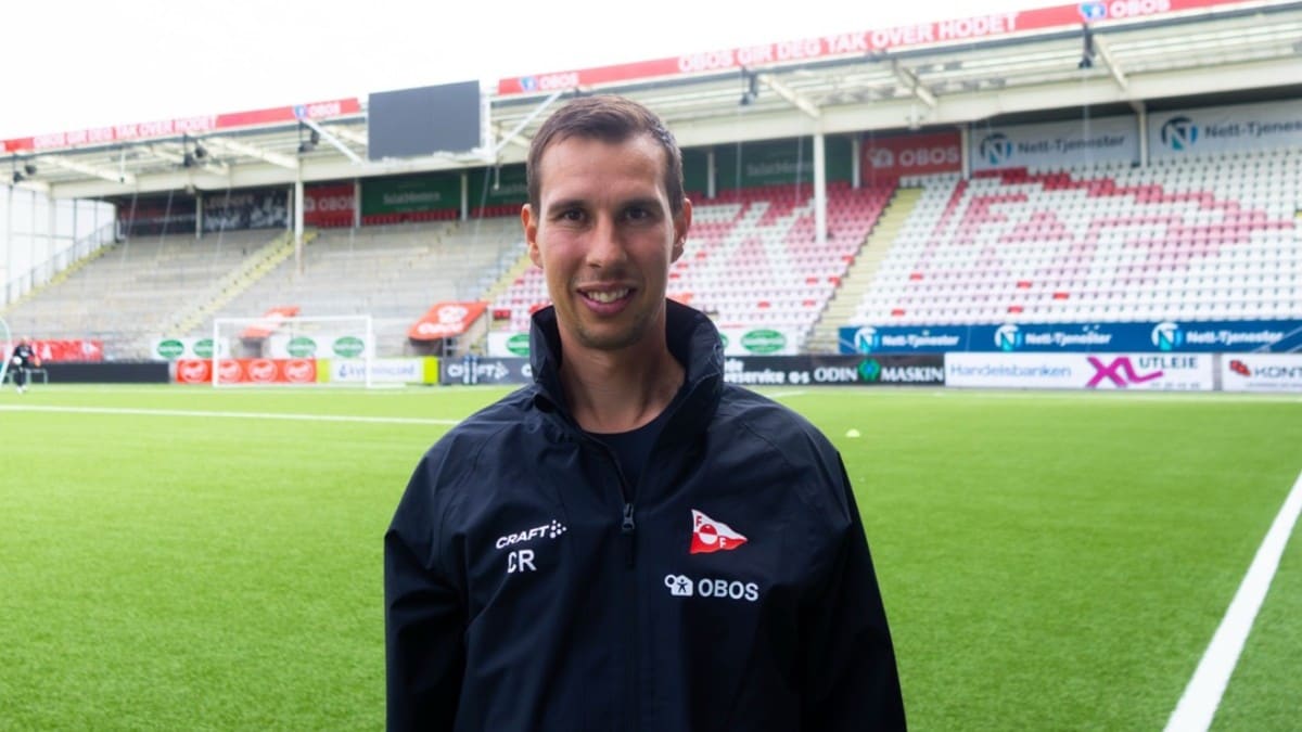Casper R&oslash;jkj&aelig;r (34) er FFKs nye hovedtrener