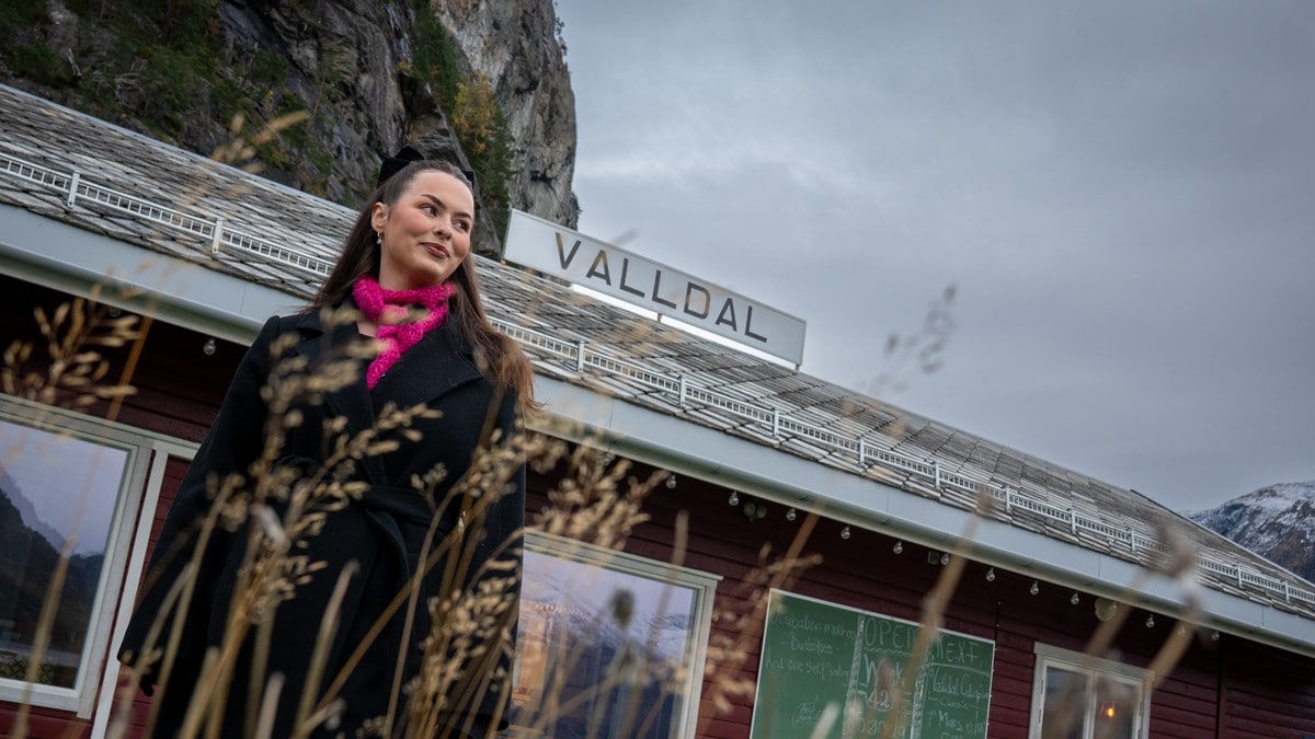 Tina finner ikke bolig i Valldal: Feriehus presser ut fastboende