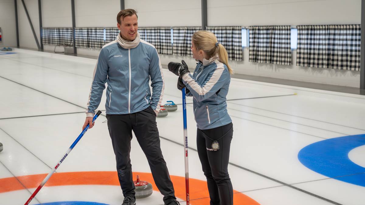 Kasta tomat på ektemannen: – Vi har blitt gamle nok til å gi f***