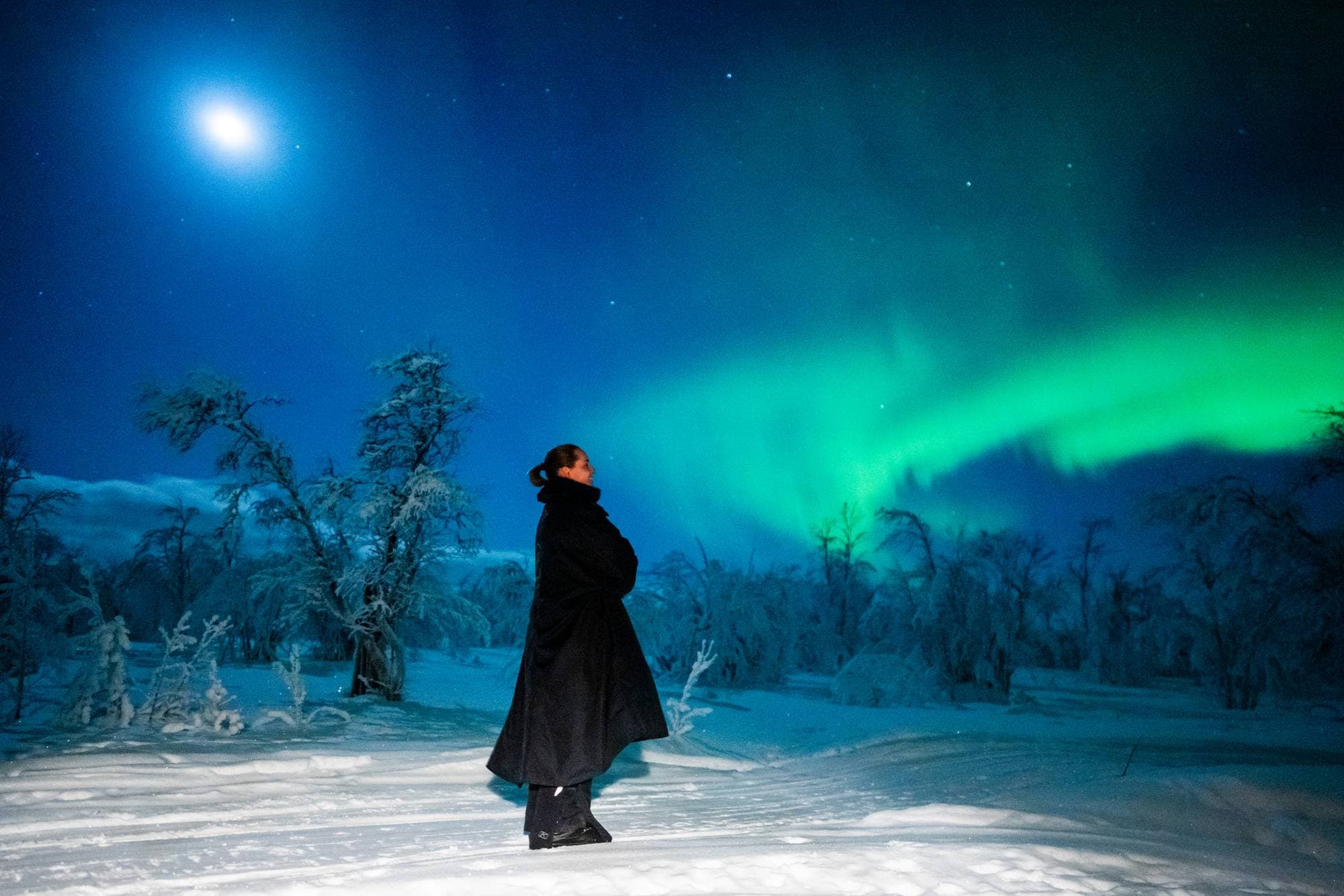 Prinsesse Ingrid Alexandra ser på nordlyset på vei inn på Finnmarksvidda