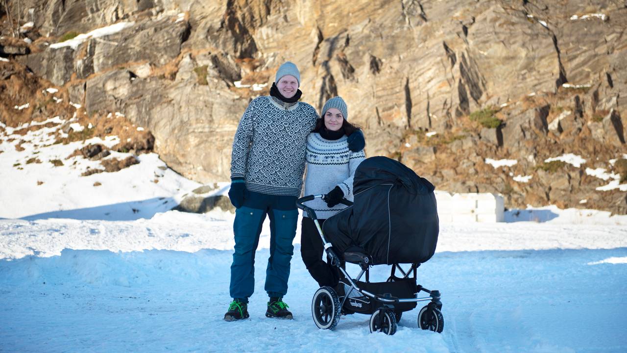 Marit Skogsholm og Tommy Ingebrigtsen bor på Vokkøya i Helligvær