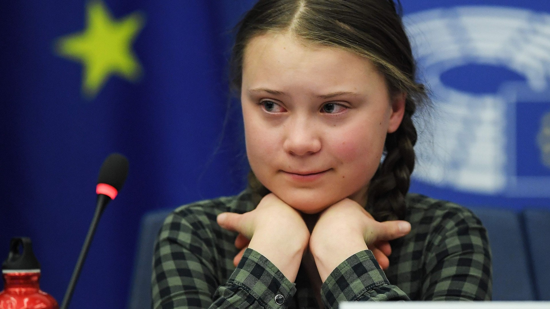 Greta Thunberg kjemper mot tårene i tale til EU – Video1920 x 1080