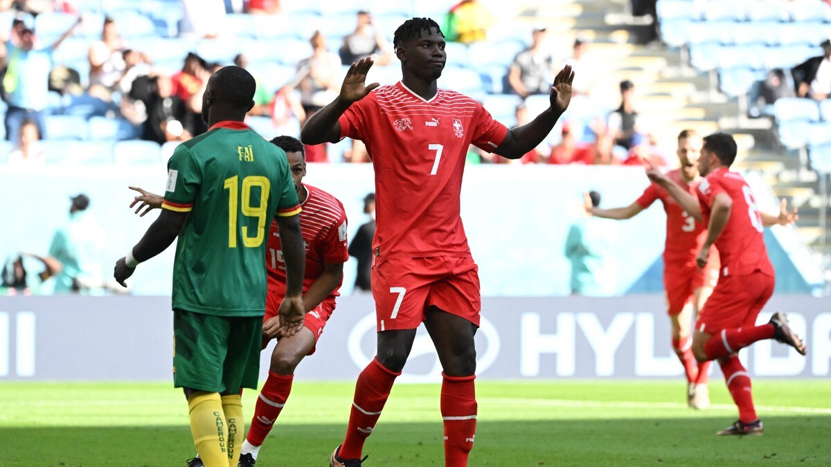 Kamerunsk-fødte Embolo droppet feiring i Sveits-seier