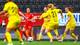 Mats Torbergsen / NTB En gruppe kvinner som spiller fotball
