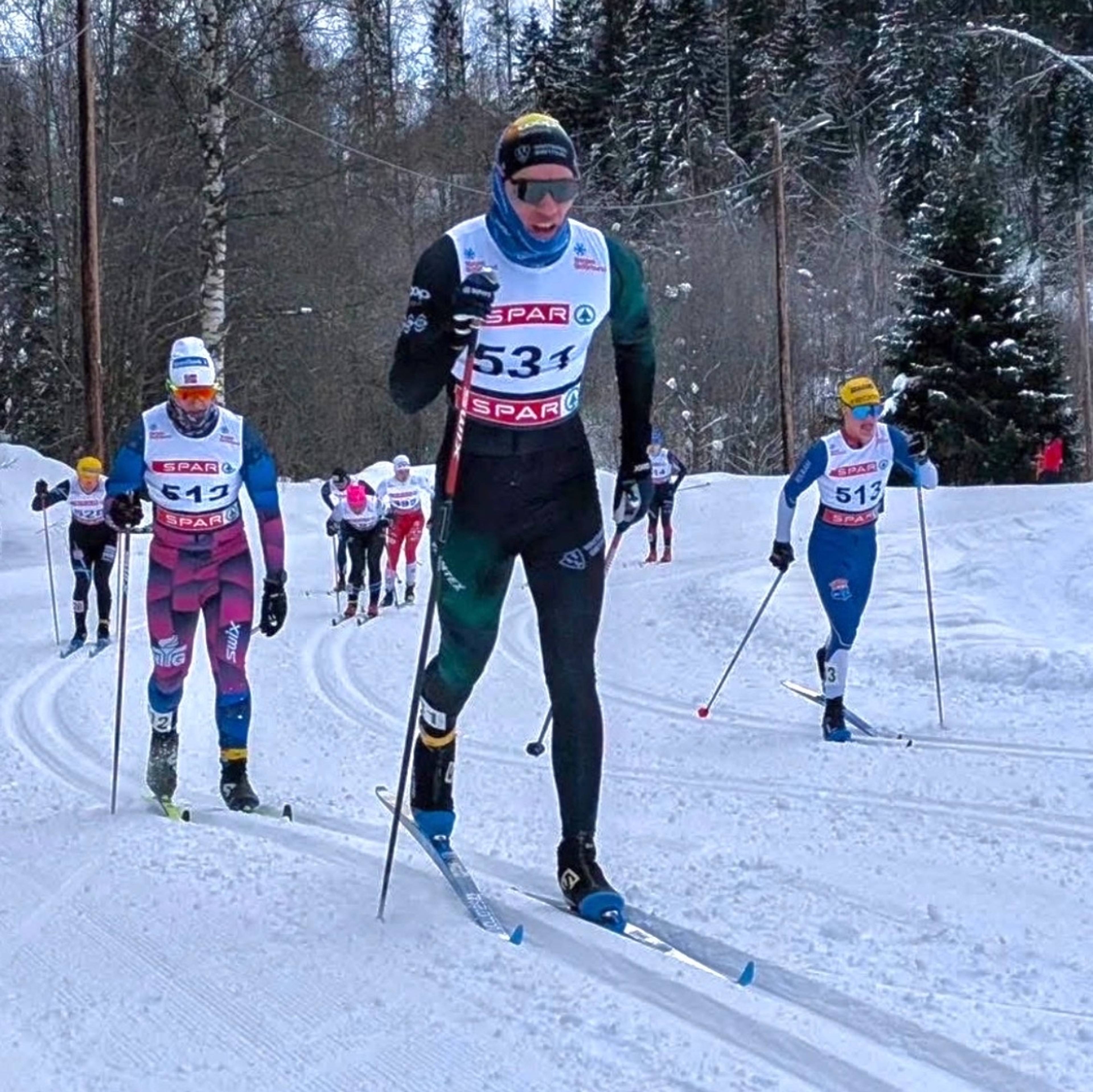 Emil Olai Holand går skirenn