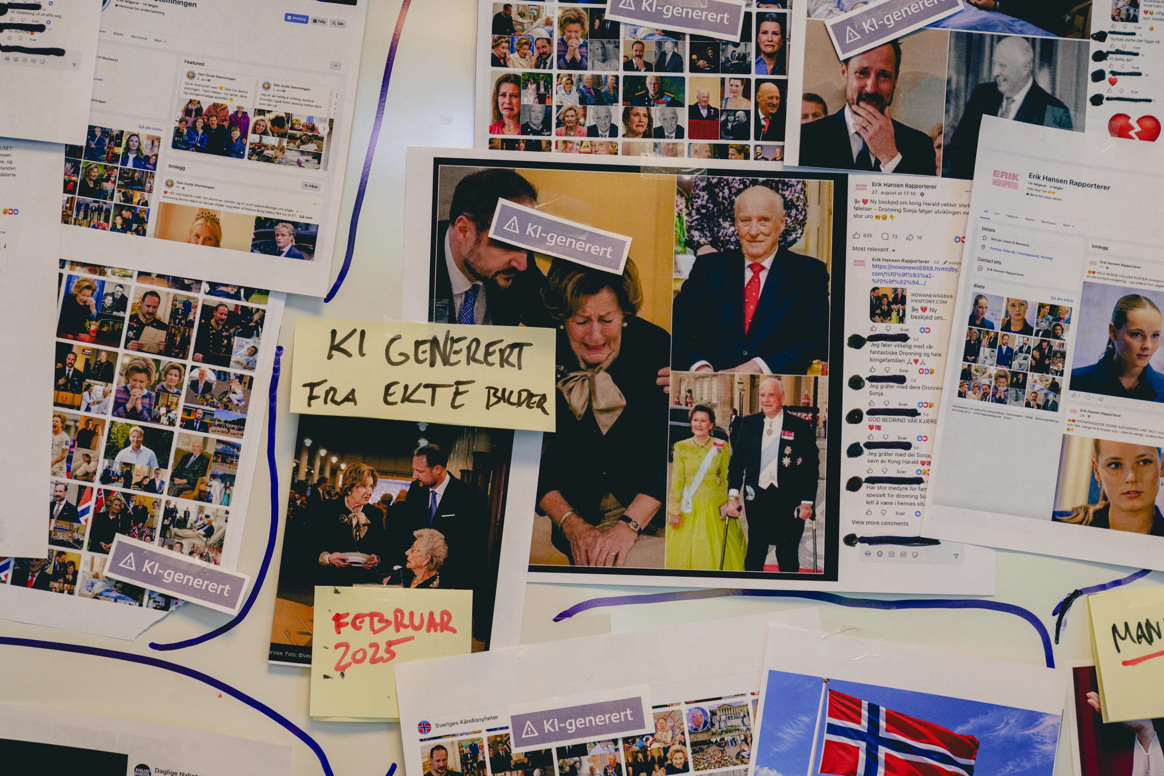 En tavle med utskrifter av innlegg publisert på Facebook. Lapper med "KI-generert" er teipet over flere av bildene som ser ut til å vise kong Harald, kong Haakon, dronning Sonja, og dronning Mette-Marit sterkt preget i det som ser ut som ulike situasjoner