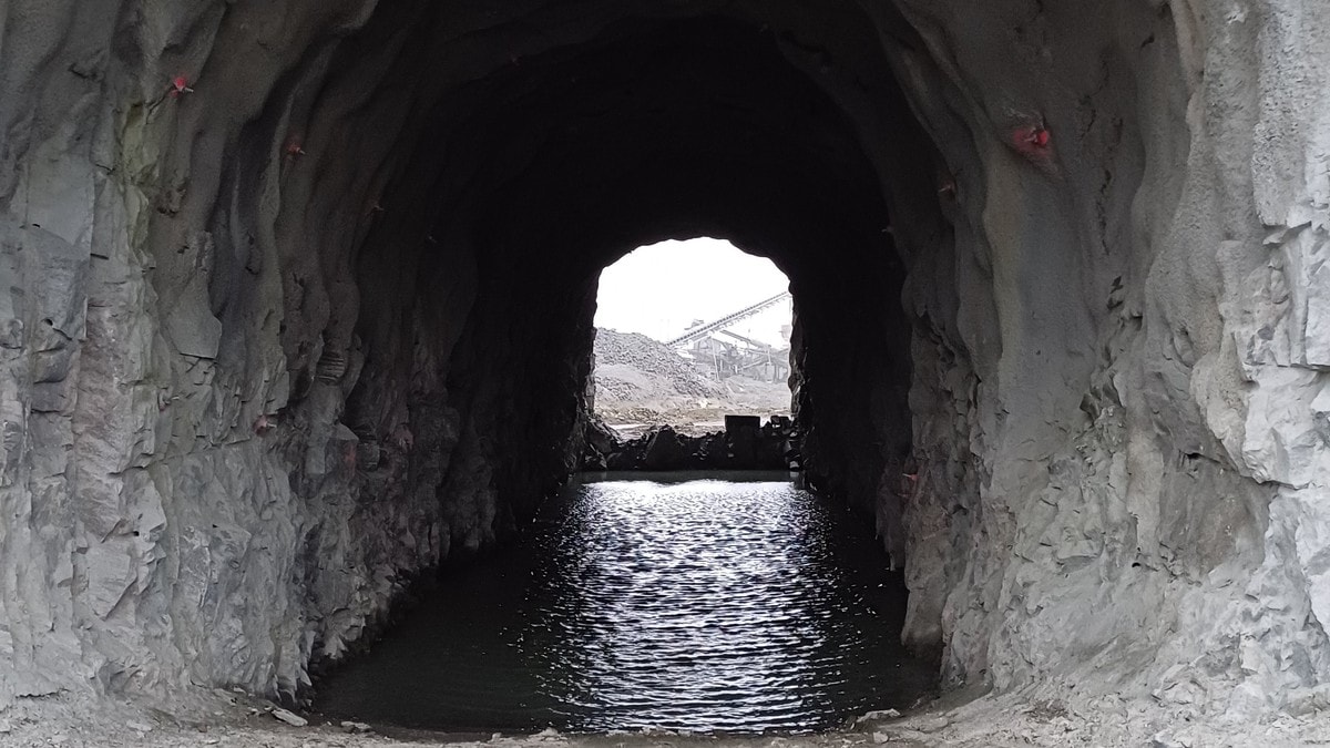 Wergeland Eigedom meldt for ulovlige tunneler under fylkesveg