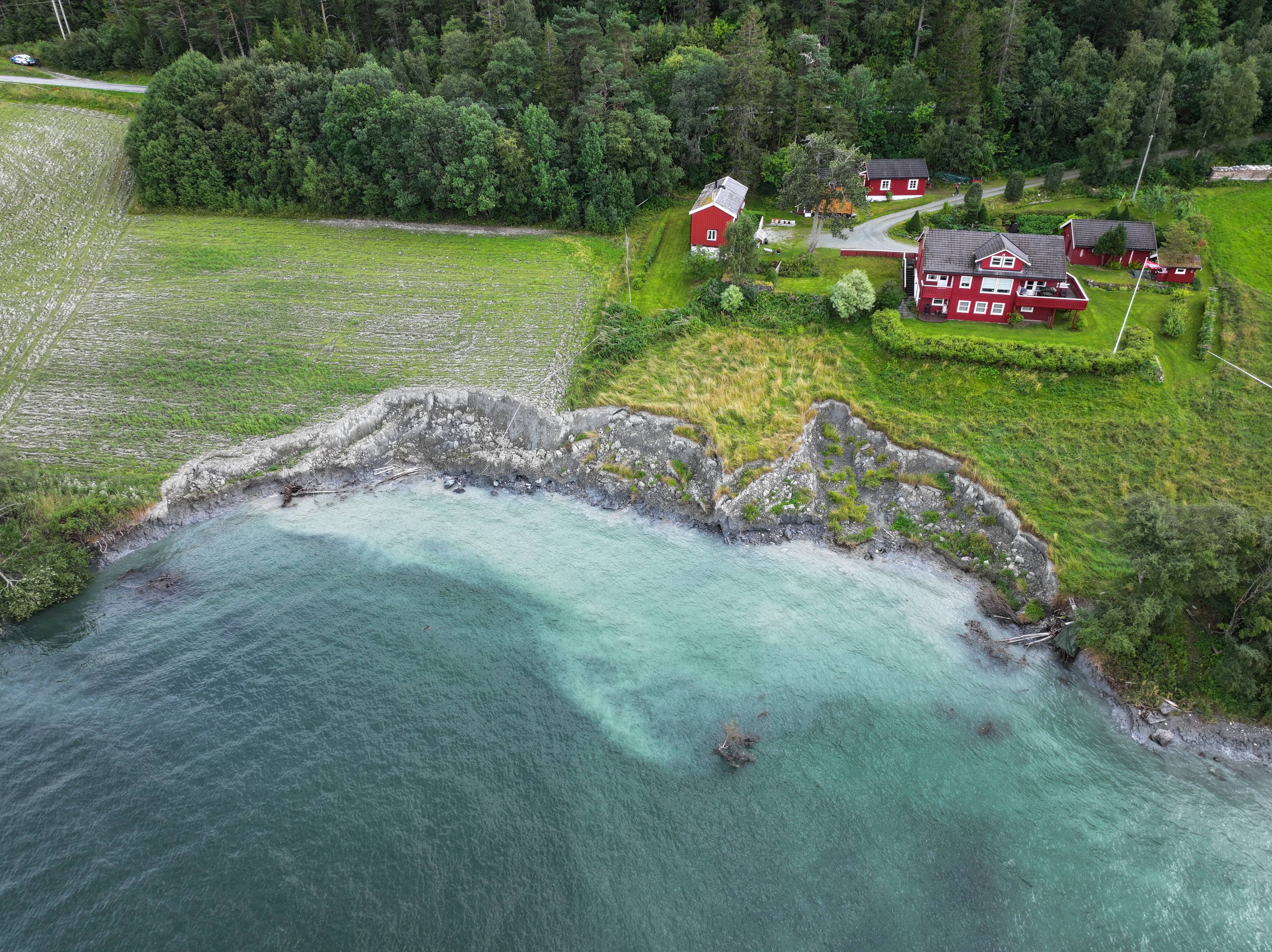 Luftfoto av raset som gikk på Byneset etter at et skip køyrte på land.