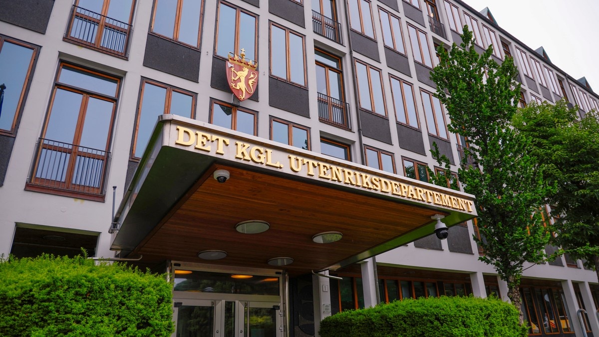 Amund Djuve skal leie Epstein-gransking