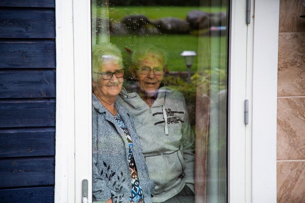 Samboerparet Irene (81) og Per (88) ble smittet på «koronabussen»