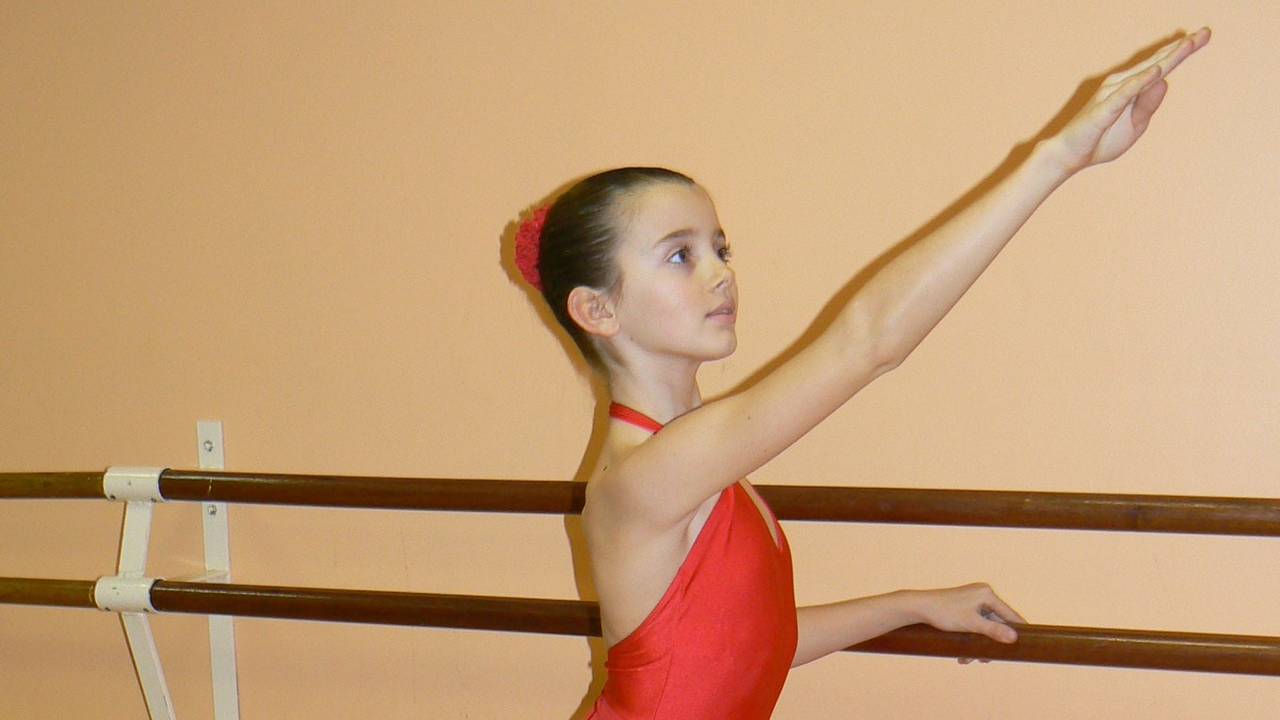 Anaïs trener på ballettakademiet i Marseille