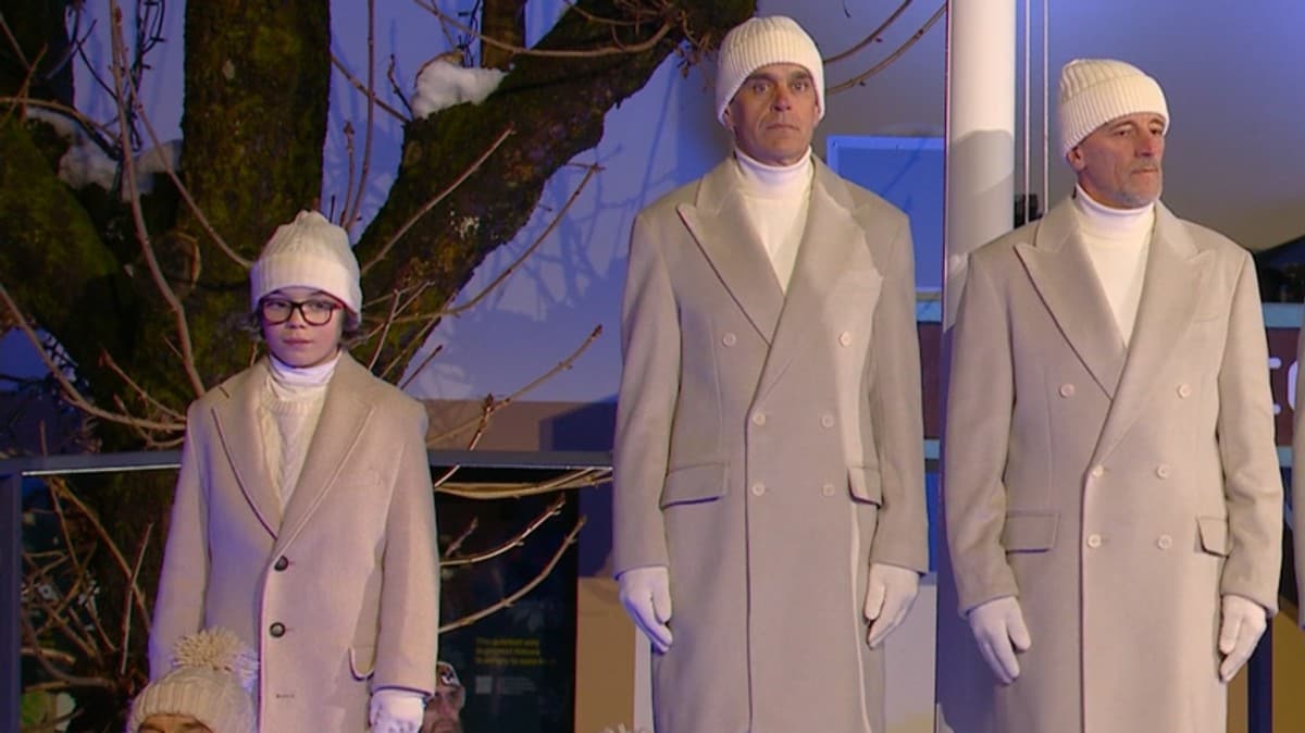 11-åring ble kastet av bussen – fikk rolle under åpningsseremonien