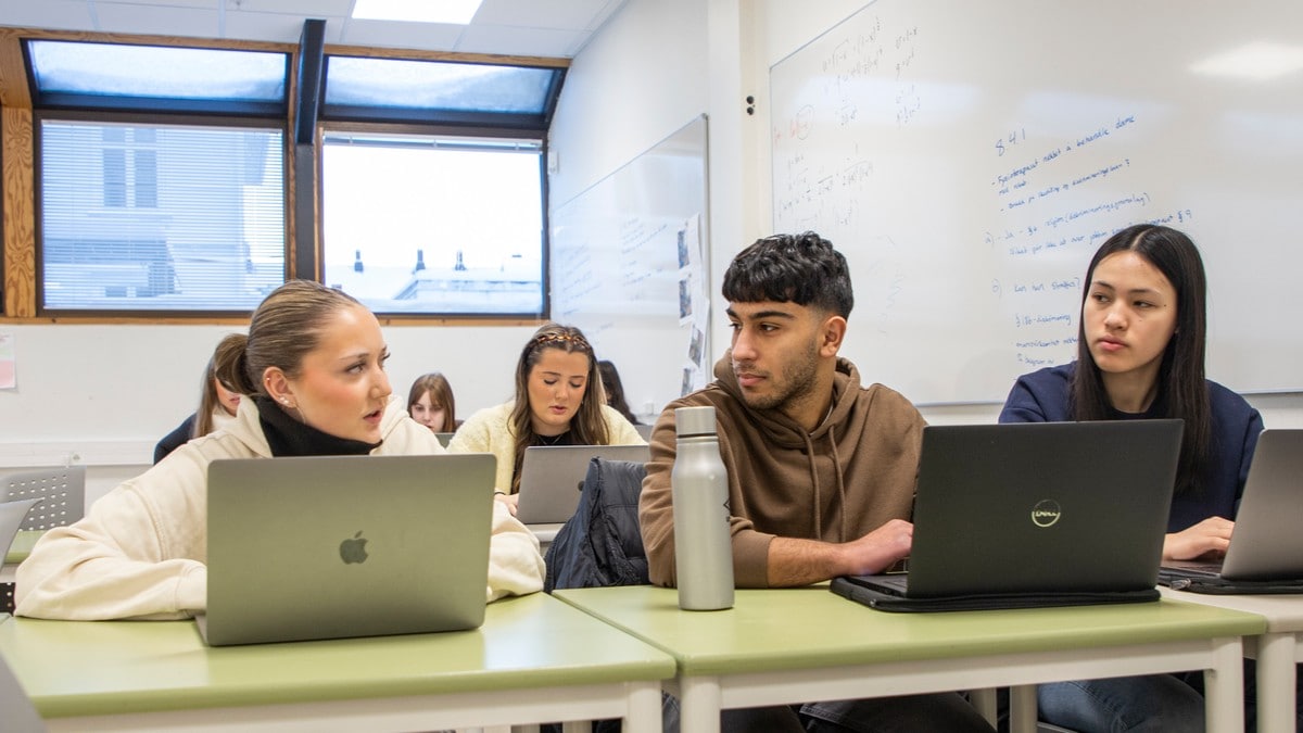 ChatGPT i skolen: – Et jukseverktøy